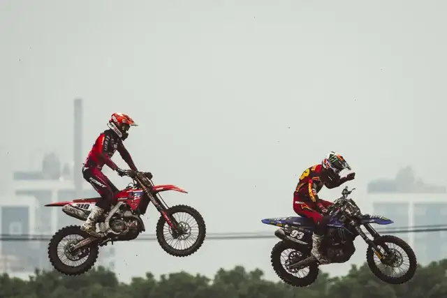 旧船坞成为, 到上海马拉, 现从