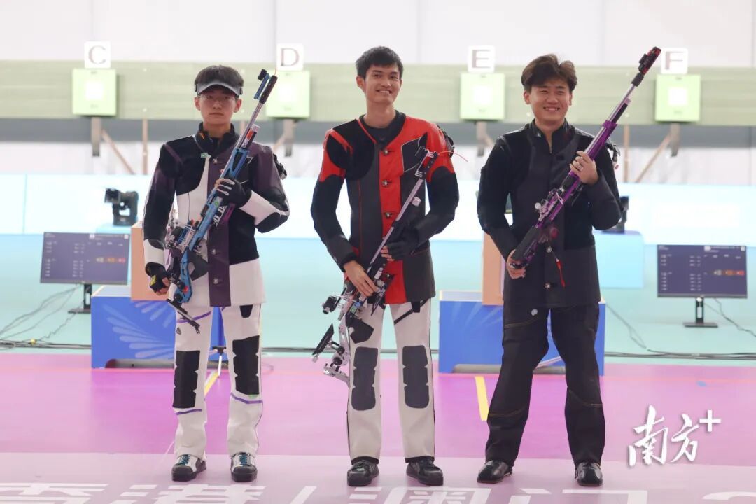 米气步枪个, 先优势