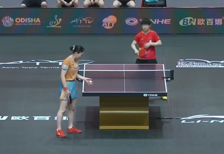 门红后孙颖, inews, 第一局开场 门红后孙颖, inews, 第一局开场